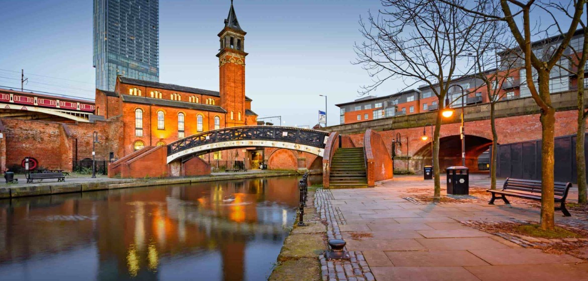 London to Manchester best 5 Travel Ways.